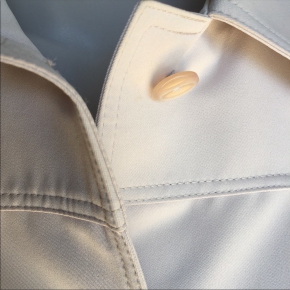 Vintage trench coat - Picture 3 of 6